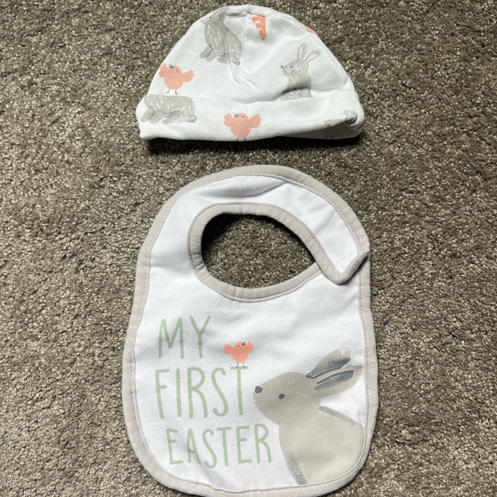 CARTERS Newborn Easter Hat and Bib